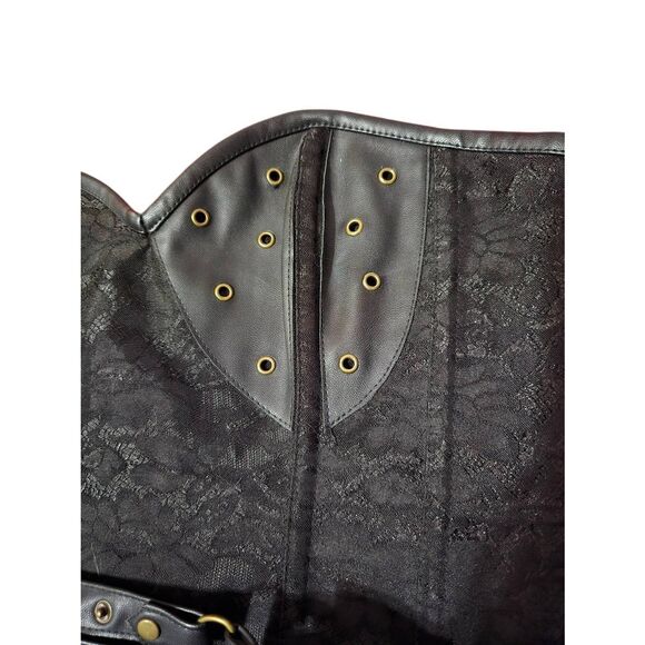 Charmian Steampunk Corset - Picture 5 of 6